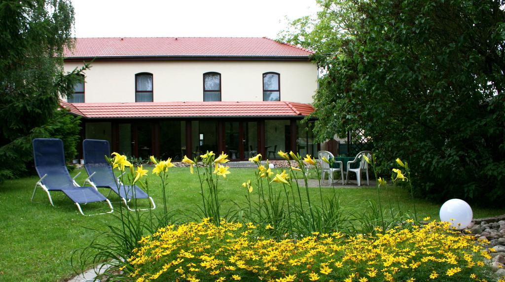 Landhaus Heinrichshof Jüterbog Esterno foto